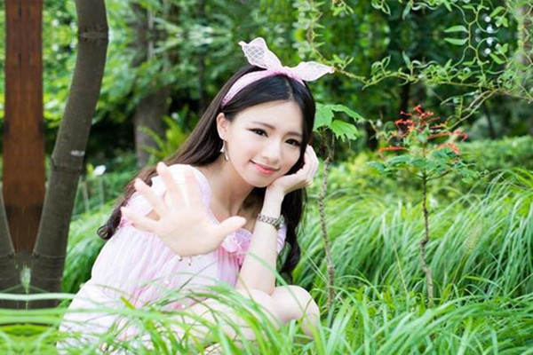 知 性 美 熟 女 语文老师 骚 逼 挺饥渴 被 干 时爽 歪 歪